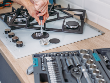 Why Professional Electric Stove Repair in Jeddah Is Safer and Smarter